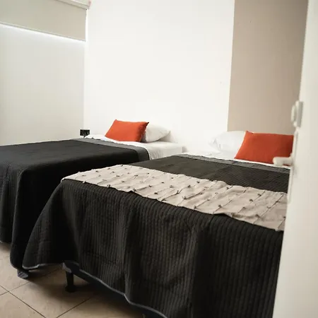 Central Hostel Dolce Vita-3